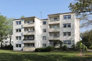 Renovierte 3-Zimmer-Wohnung mit hellen Fliesen // 1.OG Wohnung 1 – Lutonstr. 1, 38444 Detmerode, Wolfsburg – Vorschaubild 4