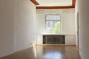 Große 4-Zimmer-Altbauwohnung – Wohnen mit Charakter und Licht – Hübschstraße 18, 76135 Weststadt, Karlsruhe – Vorschaubild 9