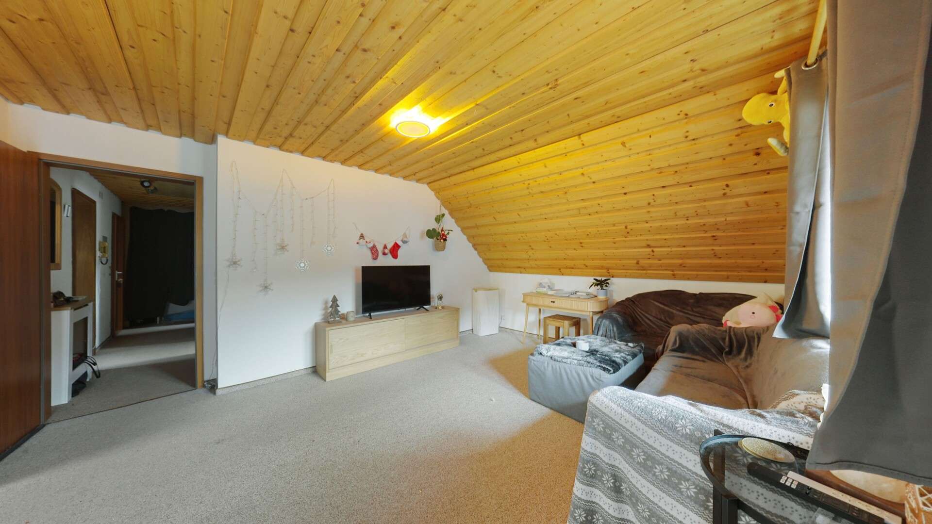 Immobilie in Feldberg - MFH mit Gewerbeeinheit - Bild 8