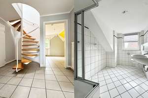 Hiltrup-West: Geräumige Vier-Zimmer-Maisonettewohnung mit Balkon – Die vollständige Adresse der Immobilie erhältst du vom Anbieter., 48165 Hiltrup-West, Münster – Vorschaubild 5