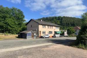 Attraktives Wohn-& Geschäftshaus in zentraler Lage von Türkismühle – Die vollständige Adresse der Immobilie erhältst du vom Anbieter., 66625 Nohfelden – Vorschaubild 1