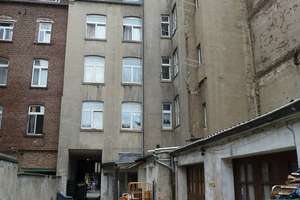 Denkmal trifft Rendite – Historisches Mehrfamilienhaus in Köln-Mülheim zu verkaufen! – Bergisch-Gladbacher-Straße 105, 51065 Mülheim (Ortsteil), Köln – Vorschaubild 2
