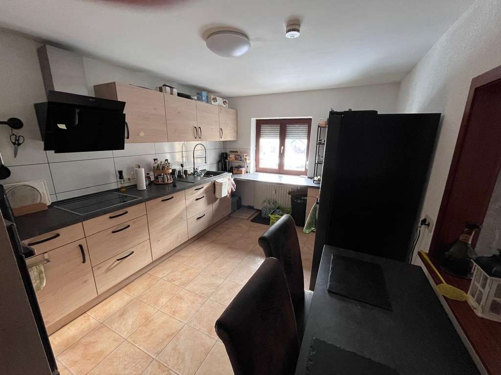 Immobilie in Forchtenberg - 5-Zimmer-Eigentumswohnung mit kleinem Grundstück mitten in Ernsbach - Bild 3