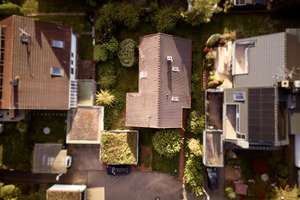 EFH mit 584 m² Grundstück, Doppelgarage & großem Modernisierungspotenzial in Toplage – Die vollständige Adresse der Immobilie erhältst du vom Anbieter., 71334 Waiblingen – Vorschaubild 2