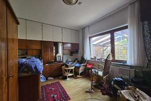 Doppelhaushälfte mit Anbau und Doppelgarage – Die vollständige Adresse der Immobilie erhältst du vom Anbieter., 35745 Herborn – Vorschaubild 11