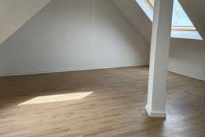 Maisonettewohnung *neu renoviert* – Lessingplatz 8, 9130 Chemnitz – Vorschaubild 5