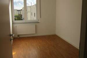 Attraktive 4-Zimmer Maisonette-Wohnung im 3. OG mit Balkon und Dachterrasse. Kein Fahrstuhl – Felix-Wankel-Str. 5, 69126 Rohrbach, Heidelberg – Vorschaubild 8