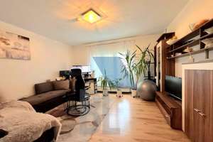 Zentral wohnen in Heilbronn – gepflegte 2,5-Zimmer-Wohnung mit Balkon & Stellplatz – Die vollständige Adresse der Immobilie erhältst du vom Anbieter., 74072 Heilbronn, Heilbronn – Vorschaubild 2
