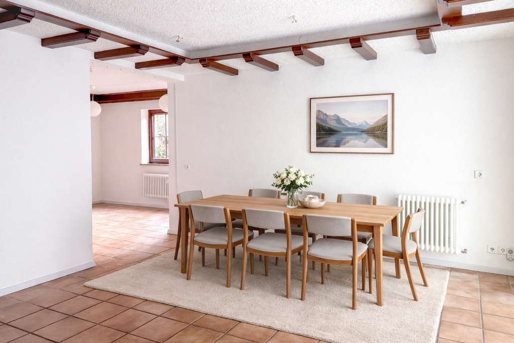 Immobilie in Badenweiler - Komfortable Wohnung am Wiesenrand  mit Wintergarten und PKW-Stellplatz im heilklimatischen Kurort - Bild 2