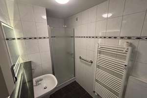 Modernisierte und barrierearme 2-Zimmer Wohnung mit Balkon und Aufzug im Ostviertel – Barbarakirchgang 9, 45139 Ostviertel, Essen – Vorschaubild 4