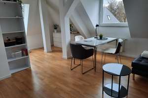 Komplett möblierte und ausgestattete Etagenwohnung in stilvoller Altbauvilla in München Westpark! – Die vollständige Adresse der Immobilie erhältst du vom Anbieter., 81377 Am Waldfriedhof, München – Vorschaubild 7