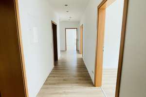 Familienfreundliche 5-Zimmer-Wohnung mit Einbauküche und Balkon – 39124 Neue Neustadt, Magdeburg – Vorschaubild 8