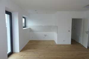 Moderne Maisonette-Wohnung mit Balkon - hochwertige Ausstattung - – Helmstedter Str. 24, 39112 Magdeburg – Vorschaubild 1