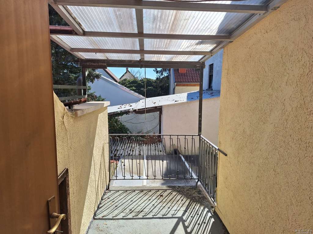 Immobilie in Mutterstadt - Einfamilienhaus mit Anbau, Garage und Garten - modernisierungsbedürftig - Bild 2