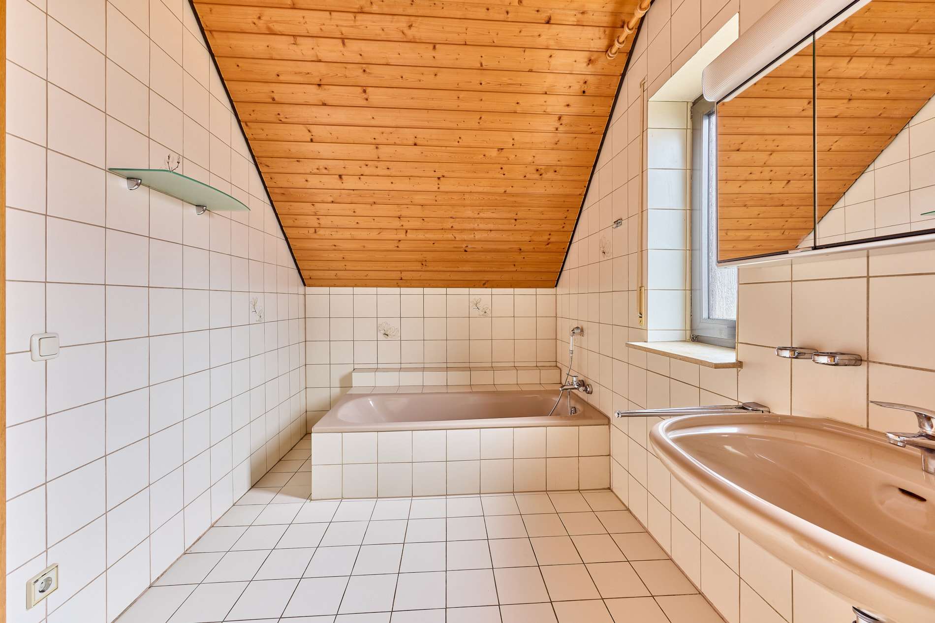 Immobilie in Olsbrücken - Geräumiges Wohnhaus mit großem Grundstück! - Bild 1