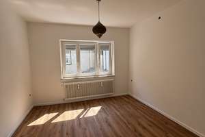 Renovierte 3-Zimmer-Wohnung PROVISIONSFREI – Die vollständige Adresse der Immobilie erhältst du vom Anbieter., 86153 Stadtjägerviertel, Augsburg – Vorschaubild 2
