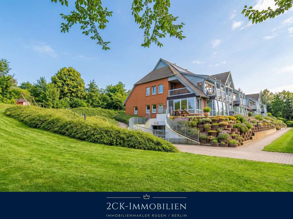 Immobilie in Sellin - 2,5 Zimmer Ferienwohnung in Seedorf am Neuensiener See! Seeblick, Tiefgarage, Terrasse, Wintergarten - Bild 2