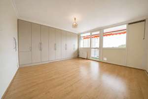 Elegante 3-4-Zimmer-Wohnung, zentral in Köln-Weiden mit 2 Balkonen und Tiefgaragenstellplatz – 50858 Weiden, Köln – Vorschaubild 14