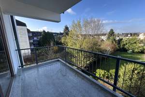 Kostenlose EBK! Bezugsfreie 3-Zi-Whg mit großem Balkon