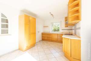 Ideales Wohnen für Familien:  Ansprechendes Reiheneckhaus mit Südgarten und Einzelgarage – Die vollständige Adresse der Immobilie erhältst du vom Anbieter., 85598 Vaterstetten – Vorschaubild 9