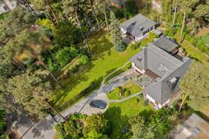 Refugium im Grünen – Elegante Villa auf parkähnlichem Grundstück nahe See und Golfplatz – Die vollständige Adresse der Immobilie erhältst du vom Anbieter., 14089 Kladow, Berlin – Vorschaubild 1
