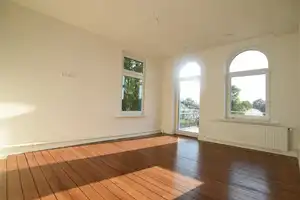 So will ich Wohnen!Nordseebad Otterndorf! Repräsentative Stadtvilla hochwertig und stilvoll saniert! – Scholienstraße 21, 21762 Cuxhaven (Kreis) – Vorschaubild 9