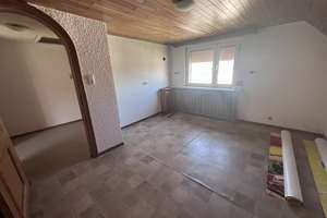 Flexibel nutzbar: 8-Zimmer-Wohnung in Lampertheim