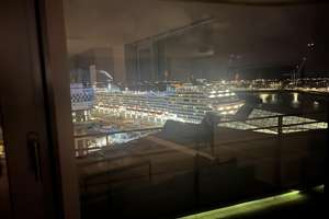 Hamburg-Hafencity - 11. Etage - Premiumlage - Elbblick - umlaufender überdachter Balkon - Tiefgarage