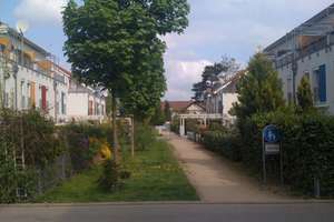 Modernes (Niedrigenergie-) Stadthaus mit Dachterrasse in ruhiger Lage mit kl. Garten !!! – 64293 Darmstadt-Nord, Darmstadt – Vorschaubild 2