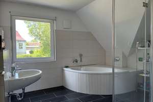 Freistehendes Wohnhaus mit 3 Wohneinheiten und riesigem Grundstück – Die vollständige Adresse der Immobilie erhältst du vom Anbieter., 23946 Boltenhagen – Vorschaubild 6