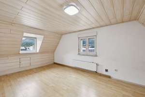 🏡 Familienfreundliche Doppelhaushälfte in Geislingen mit Garten & Garage – frisch modernisiert! 🌿 – Werkstraße 50, 73312 Geislingen an der Steige – Vorschaubild 19