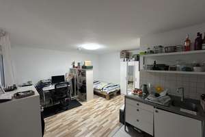 1-Zimmer Wohnung in Karlsruhe Innenstadt-Ost **Untermiete** 01.03.2026 - 31.07.2026 – Steinstraße 27a, 76133 Innenstadt-Ost, Karlsruhe – Vorschaubild 1