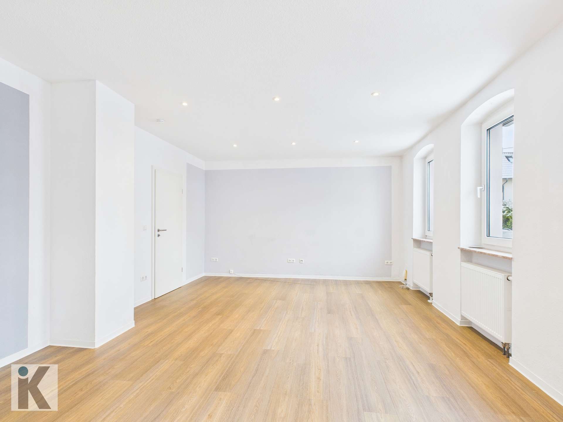 Immobilie in Heßheim - Umfassend modernisiertes Einfamilienhaus mit Garten und Garage - Bild 1