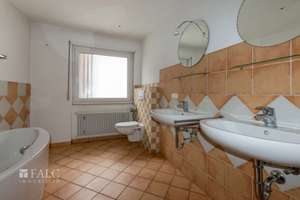Vielseitiges Anwesen mit Vorder- und Hinterhaus, Halle, Scheune und Entwicklungspotenzial – 68239 Seckenheim, Mannheim – Vorschaubild 15