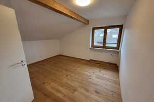 Großzügig geschnittenes Haus für die ganze Familie! – Am Anger 10a, 83547 Rosenheim (Kreis) – Vorschaubild 15