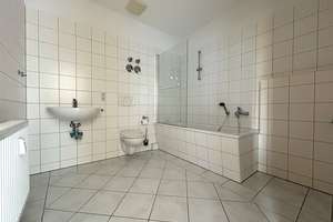 KAßBERG • 2-Zimmer • Loggia • individueller Grundriss • moderne. Einbauküche • schnell mieten – Die vollständige Adresse der Immobilie erhältst du vom Anbieter., 9112 Kaßberg, Chemnitz – Vorschaubild 7