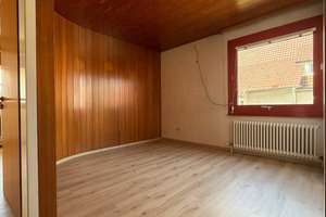 Großzügige 3,5 Zimmer-Wohnung mit Terrasse und Garten im Ortskern von Degerschlacht – Die vollständige Adresse der Immobilie erhältst du vom Anbieter., 72768 Degerschlacht, Reutlingen – Vorschaubild 3