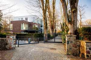 Property thumbnail 1