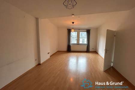 *** schöne, helle 3-Zimmer-Wohnung in der Aachener-Innenstadt ***