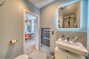 Property thumbnail 17