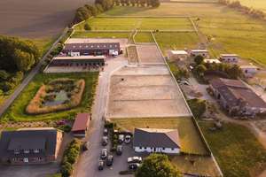 Reitanlage mit Halle und zwei Reitplätzen zu verkaufen – Die vollständige Adresse der Immobilie erhältst du vom Anbieter., 27612 Loxstedt – Vorschaubild 2