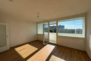Schöne 1-Zimmer Wohnung mit sonnigem Westbalkon im 5. OG – Adolf-Baeyer-Damm 26, 81735 Neuperlach, München – Vorschaubild 1