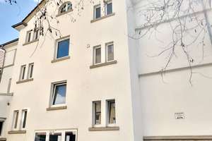Charmante 5-Zimmer-Hochparterrewohnung mit Terrasse in zentraler und ruhiger Lage von Frankenthal – Die vollständige Adresse der Immobilie erhältst du vom Anbieter., 67227 Kernstadt, Frankenthal (Pfalz) – Vorschaubild 1