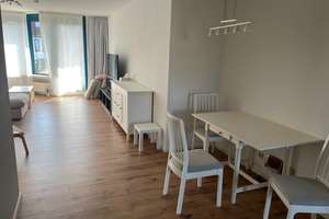 Möblierte 3-Zimmer-Wohnung mit Balkon in ruhiger Bestlage für mindestens 21 Monate verfügbar! – Berrenrather Str. 286, 50937 Sülz, Köln – Vorschaubild 2