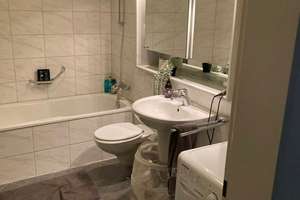 Möblierte Helle 2-Zimmer Wohnung mit Balkon im 2. OG in Köln-Neuehrenfeld (Untermiete) – Die vollständige Adresse der Immobilie erhältst du vom Anbieter., 50823 Neuehrenfeld, Köln – Vorschaubild 2