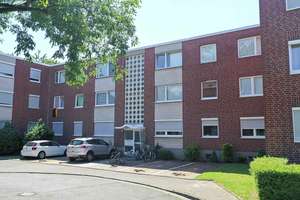 Gepflegte 4-Zimmer-Wohnung mit Loggia und Stellplatz in Mönchengladbach-Rheindahlen