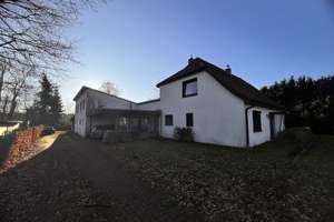 Charmantes Einfamilienhaus, renovierungsbedürftig aber mit viel Gestaltungsspielraum – Die vollständige Adresse der Immobilie erhältst du vom Anbieter., 27628 Bramstedt – Vorschaubild 1