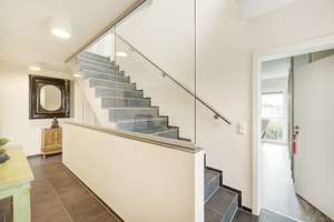 Modernes, lichtdurchflutetes Zuhause im Herzen von Mülheim-Kärlich – Die vollständige Adresse der Immobilie erhältst du vom Anbieter., 56218 Mülheim-Kärlich – Vorschaubild 16