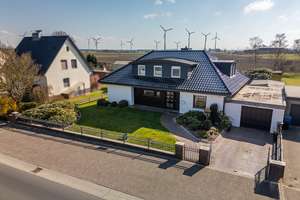 Dorum // Viel Platz für die ganze Familie – charmantes Einfamilienhaus mit Weitblick und großem Gart – Die vollständige Adresse der Immobilie erhältst du vom Anbieter., 27639 Dorum – Vorschaubild 2