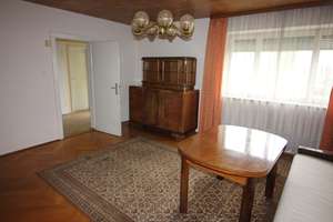 Renovierungsbedürftiges Einfamilienhaus in Plattling mit ca. 1500 m² Grund – Die vollständige Adresse der Immobilie erhältst du vom Anbieter., 94447 Plattling – Vorschaubild 8
